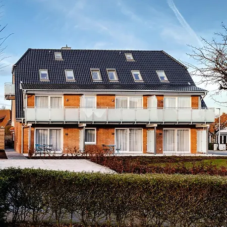 Ferienhus Op De Eck * بوسم